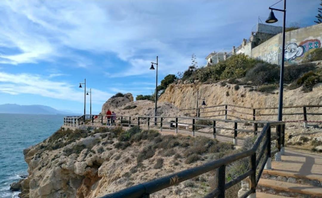 Balcon De Anoreta - Alojamientos La Torre Torre de Benagalbón Kültér fotó